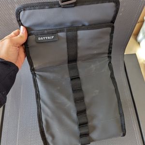 (BRAND NEW - tags included) Yeti Day tripper cooler bag